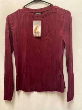 Textured Burgundy Long-Sleeve Crew Neck Top